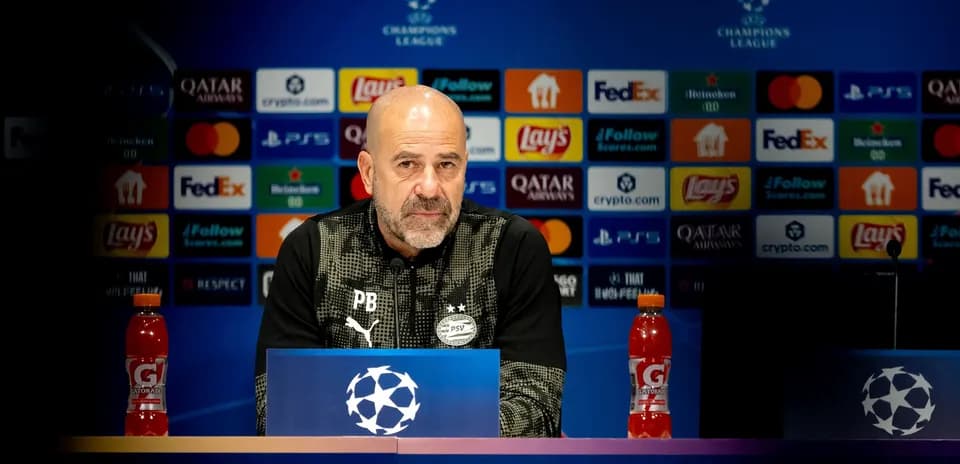 Entraîneur lors d'une conférence de presse UEFA Champions League