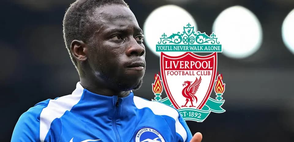 Joueur de Brighton avec logo de Liverpool en arrière-plan