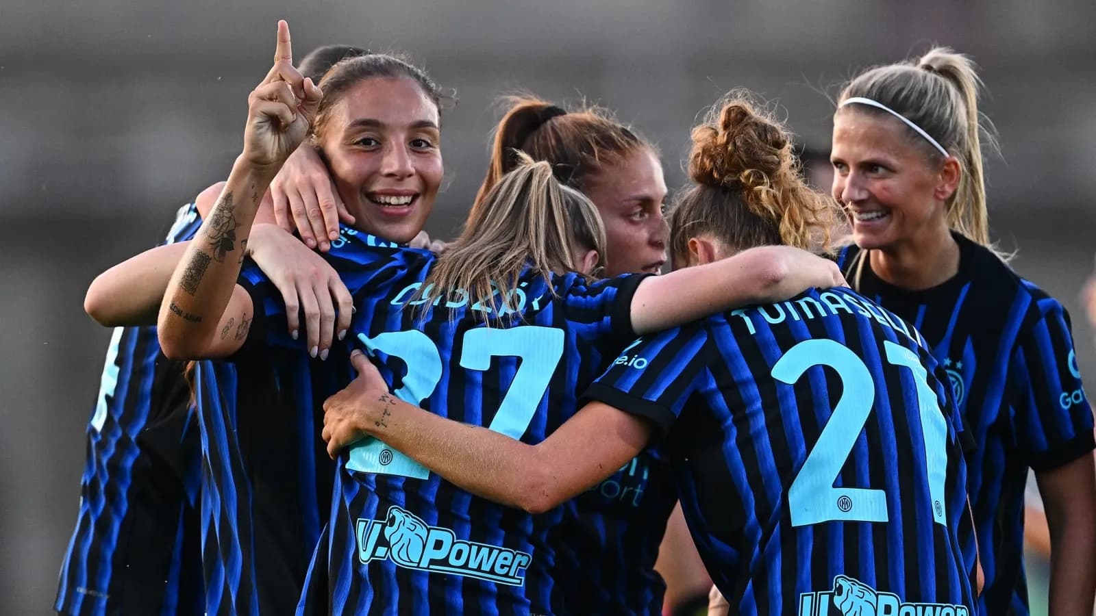Joueuses d'Inter Milano célébrant un but
