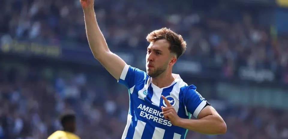 Joueur de Brighton célébrant un but au stade