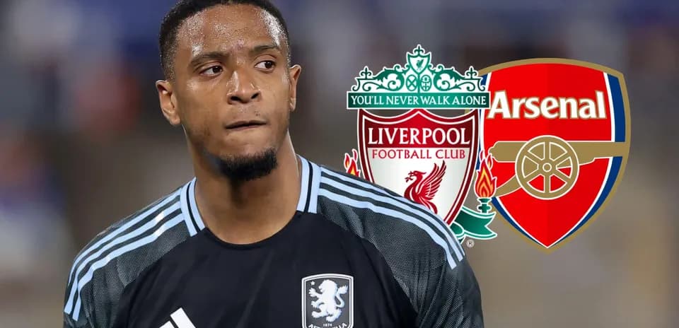Gardien de but d'Aston Villa avec logos de Liverpool et Arsenal