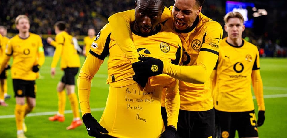 Borussia Dortmund s'impose contre Atalanta (2-0) en Champions League