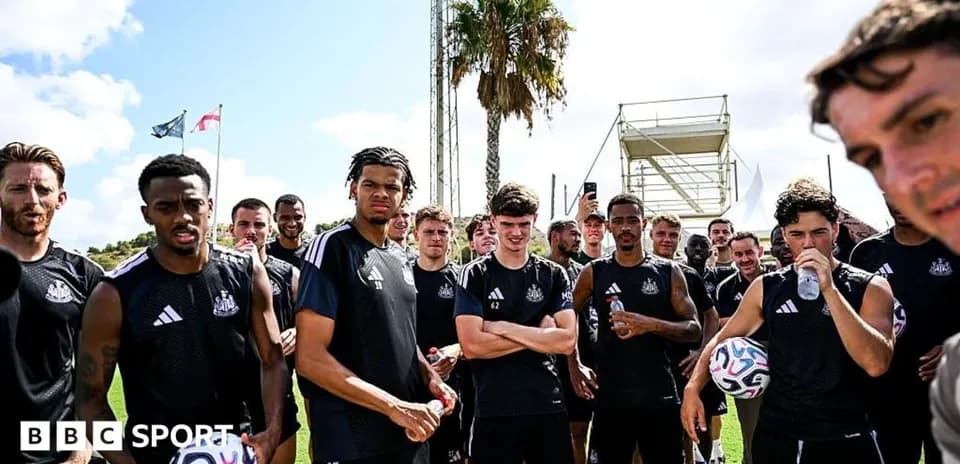 Équipe de Newcastle lors d'une séance d'entraînement en extérieur