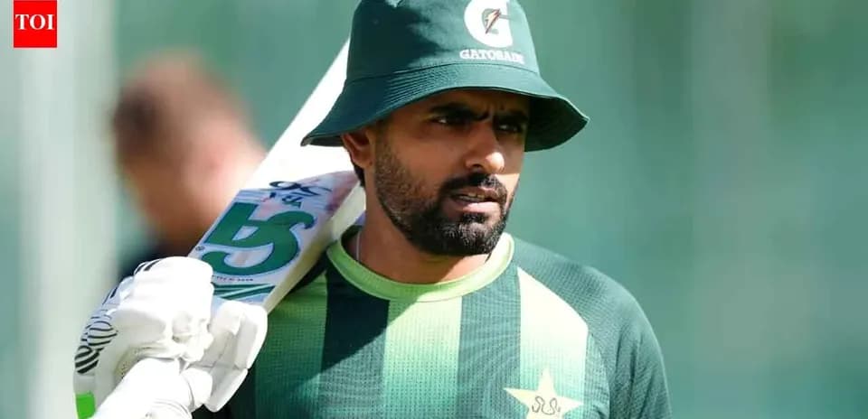Joueur de cricket portant un chapeau et une batte