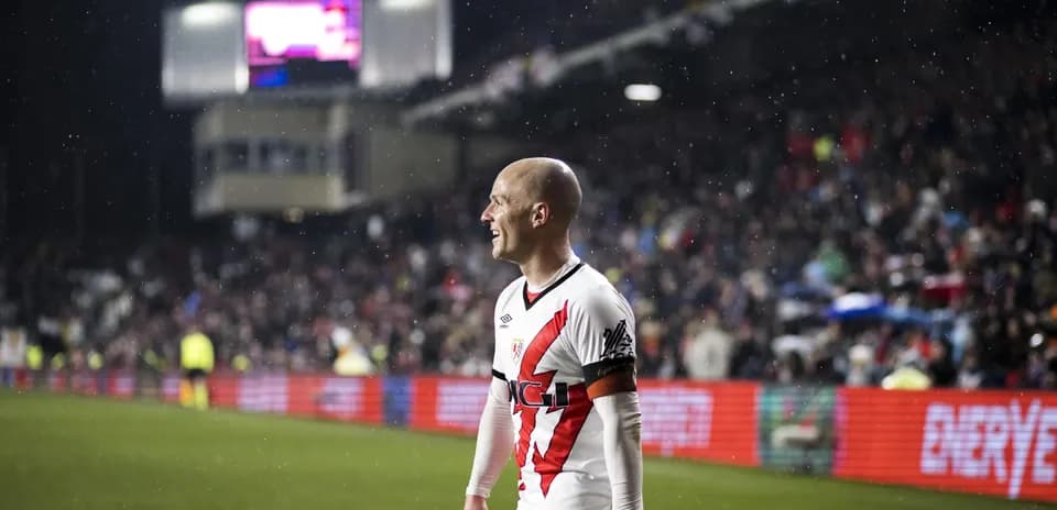 Joueur de Rayo Vallecano sur le terrain