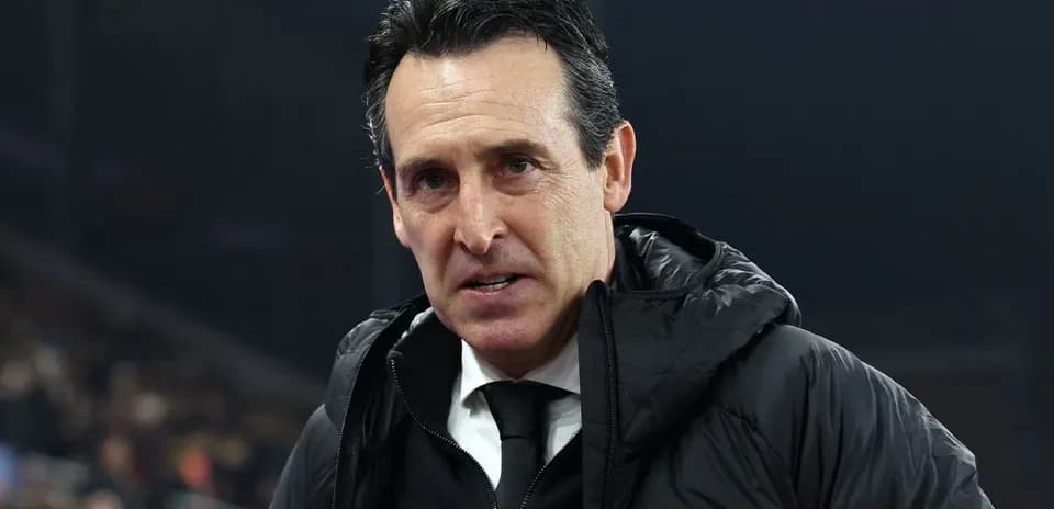 Entraîneur lors d'un match sur le terrain