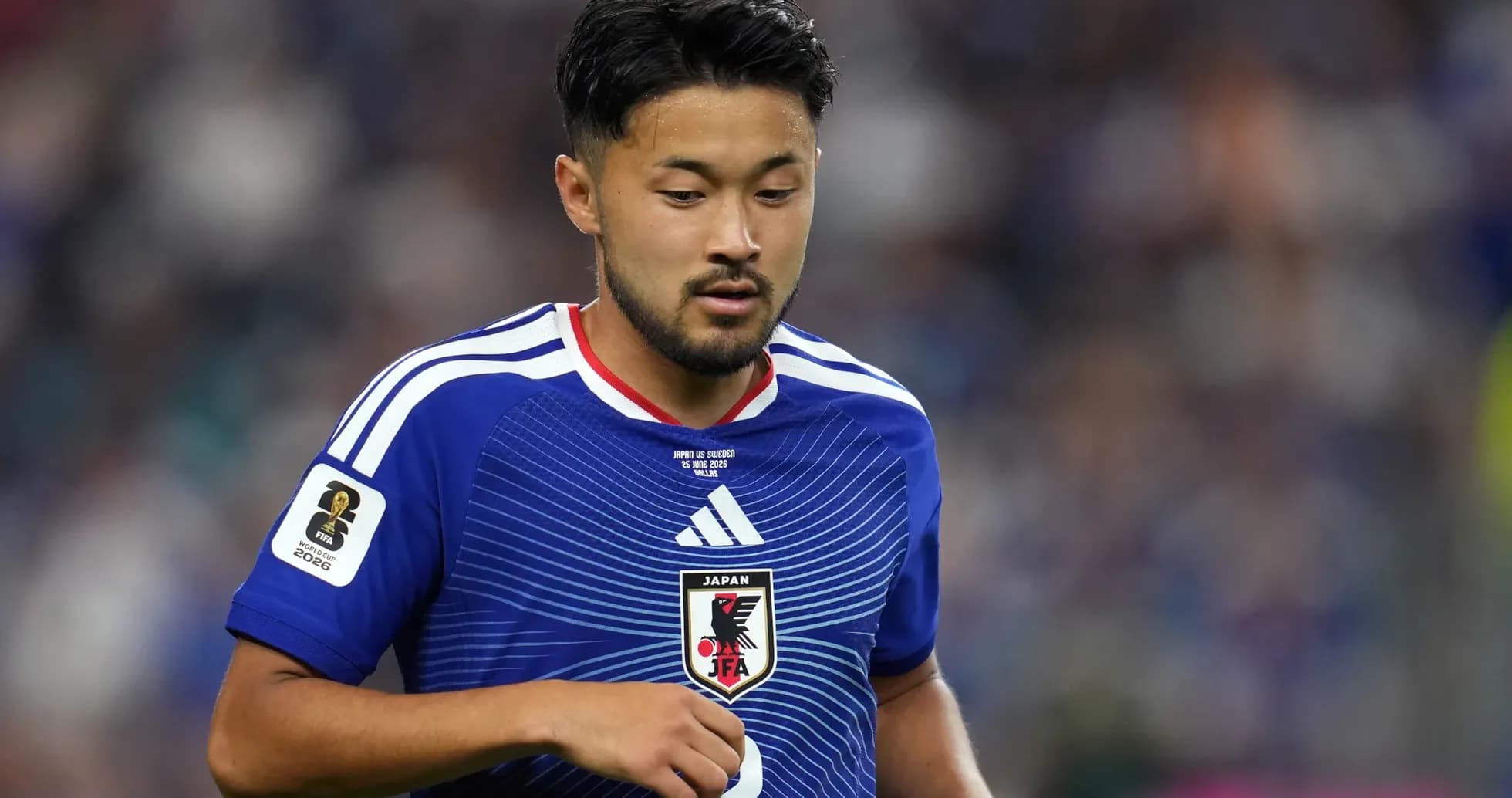 Joueur japonais en action pendant un match