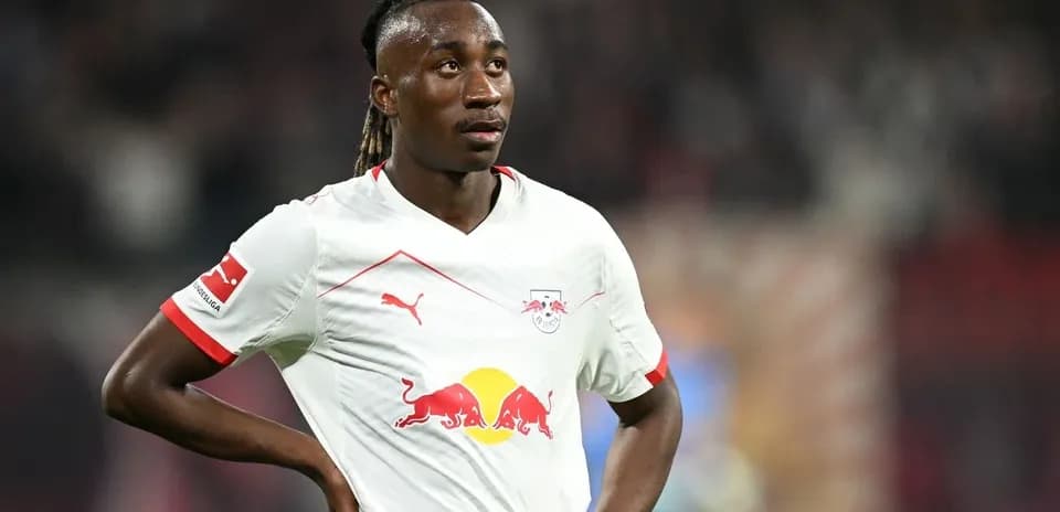 Joueur de RB Leipzig sur le terrain après le match