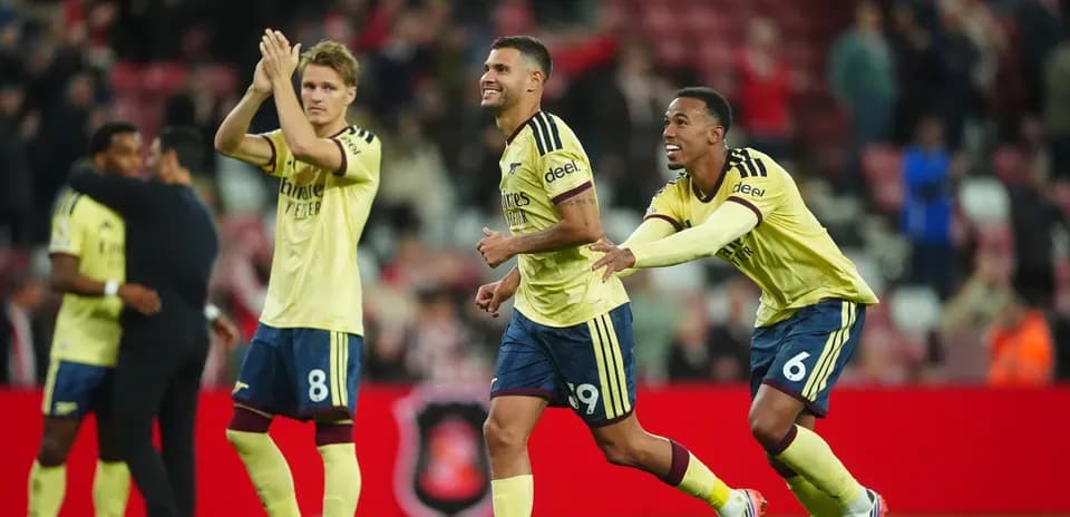 Joueurs d'Arsenal célébrant après un match