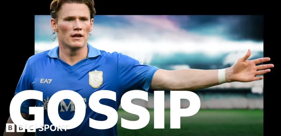 Joueur en maillot bleu gesticulant sur le terrain