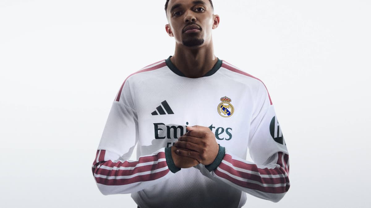 Joueur de football en maillot du Real Madrid