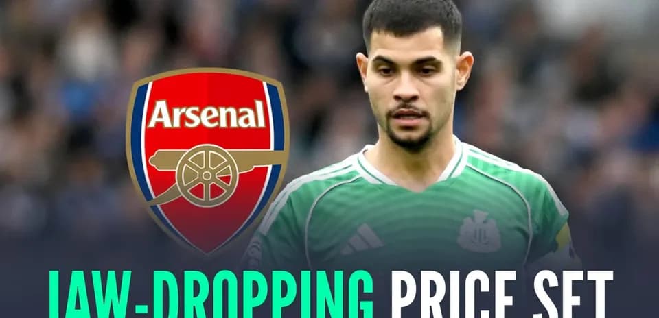 Joueur en tenue de gardien avec logo d'Arsenal