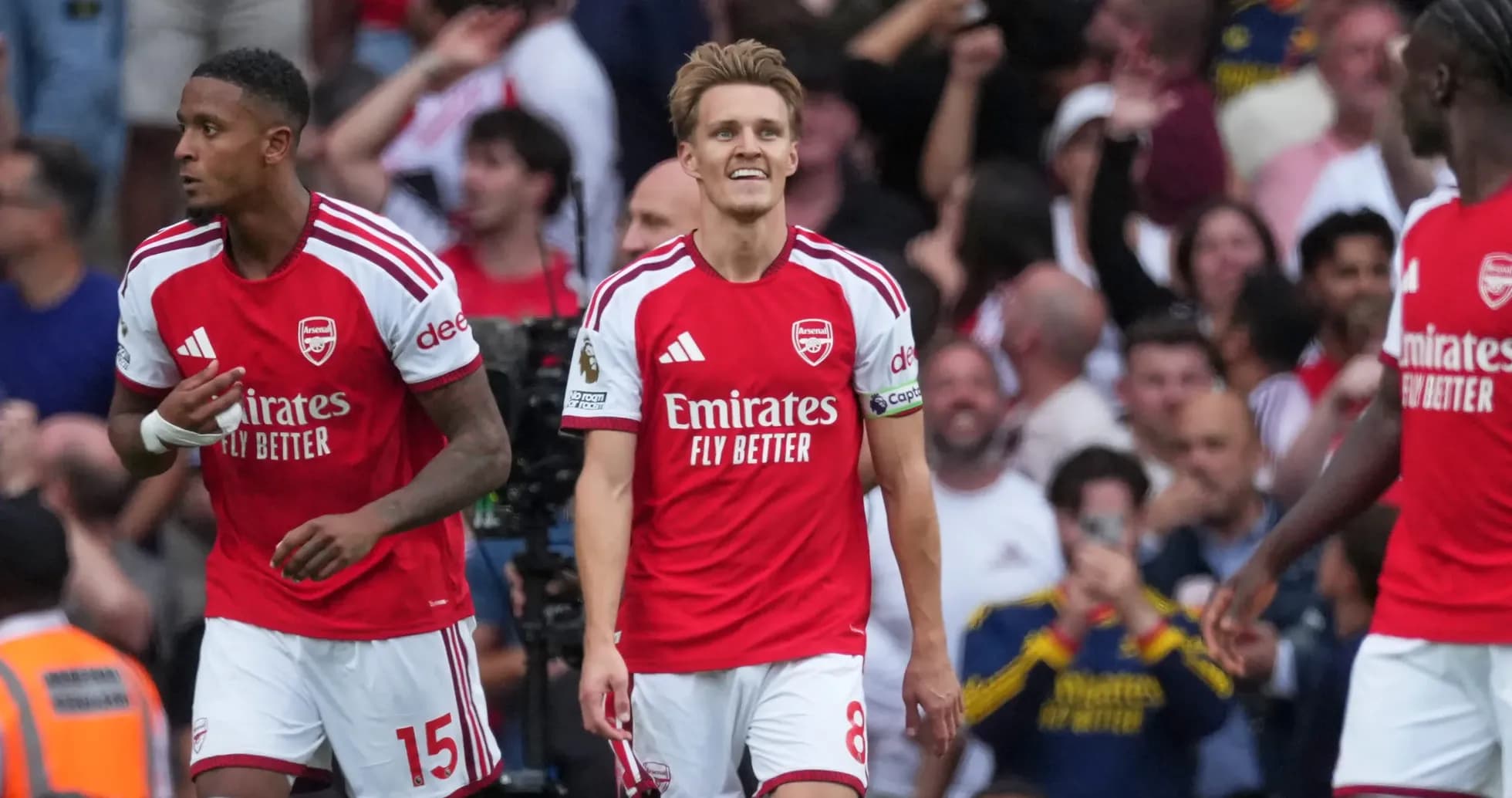 Joueurs d'Arsenal célébrant un but