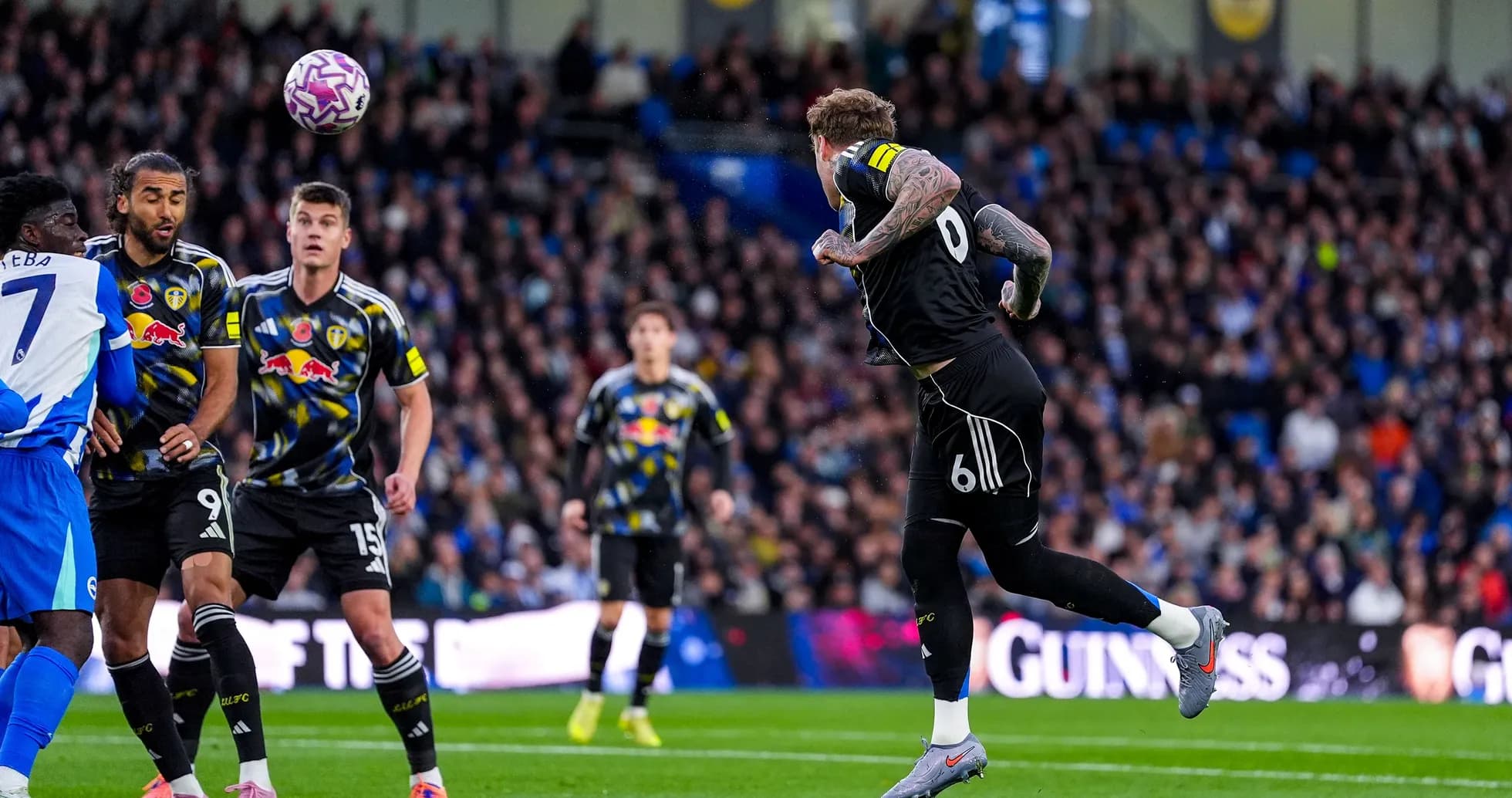 Joueurs de Leeds et Brighton lors d'un match
