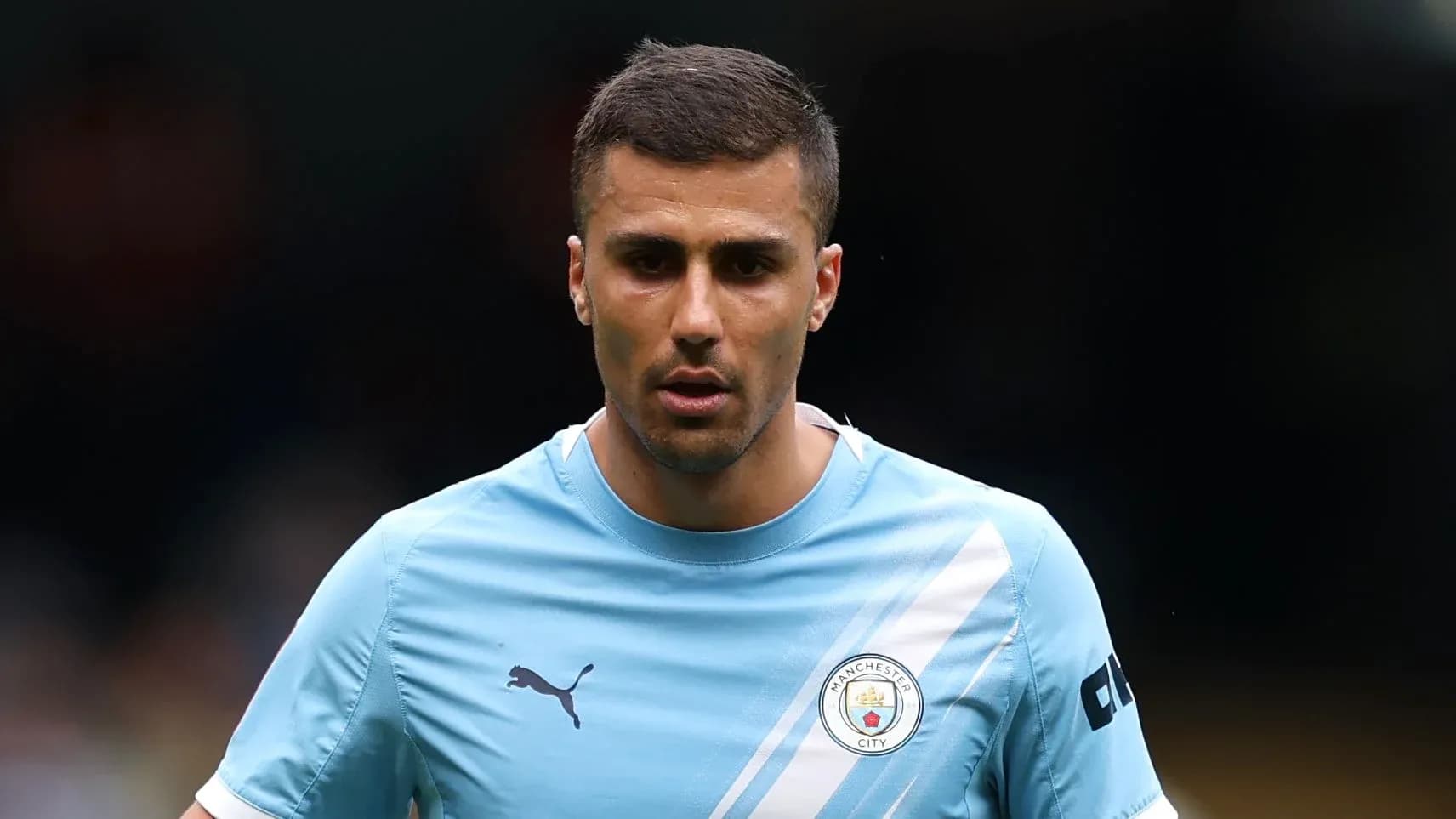 Joueur portant un maillot de Manchester City