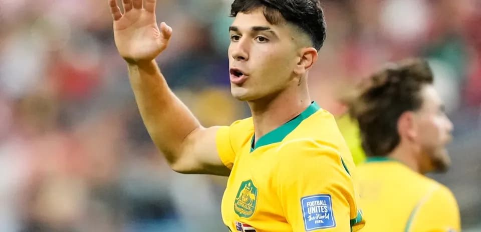 Joueur australien saluant pendant un match