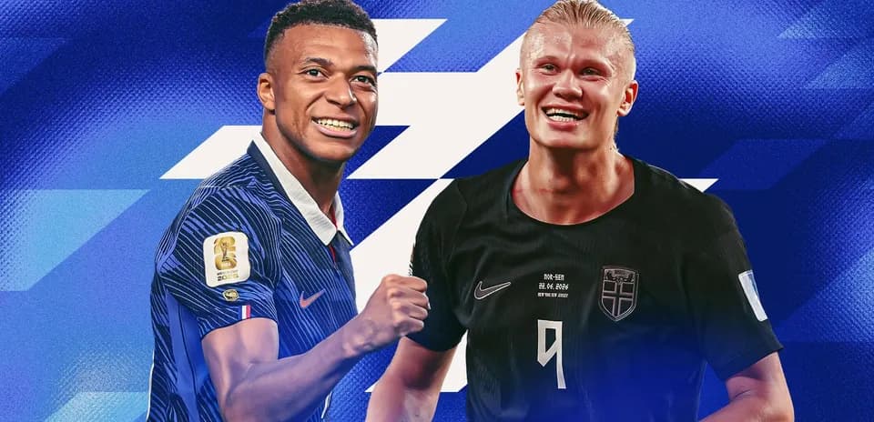 Kylian Mbappé et Erling Haaland souriant en maillots