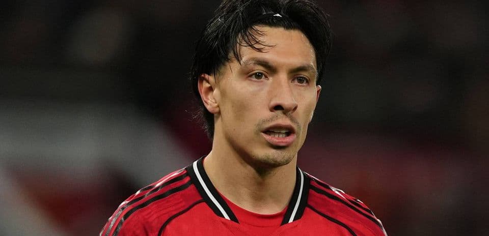 Lisandro Martinez publie une déclaration après son explosion à Manchester United