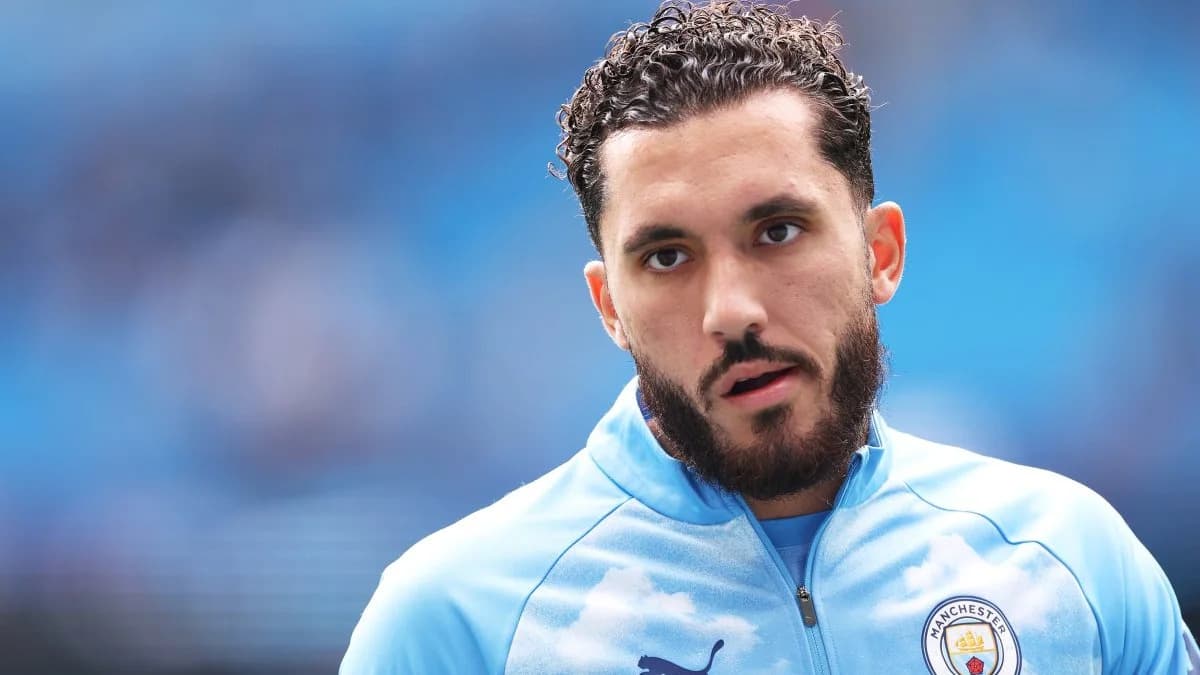 Composition probable de Manchester City contre le PSG : Rayan Cherki titulaire, Jérémy Doku sur l'aile gauche