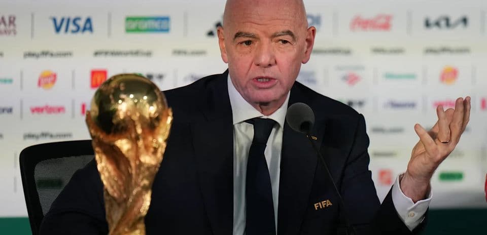 Gianni Infantino réagit vivement aux critiques de la Coupe du Monde 2026