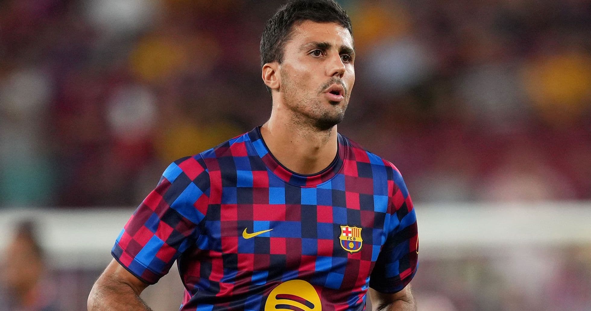 Rodri souligne que Barcelone doit privilégier la solidité plutôt que le style pour triompher en Europe