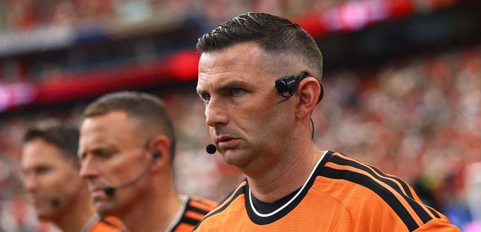 La Guerre des Malouines influence-t-elle les désignations arbitrales à la Coupe du Monde ?