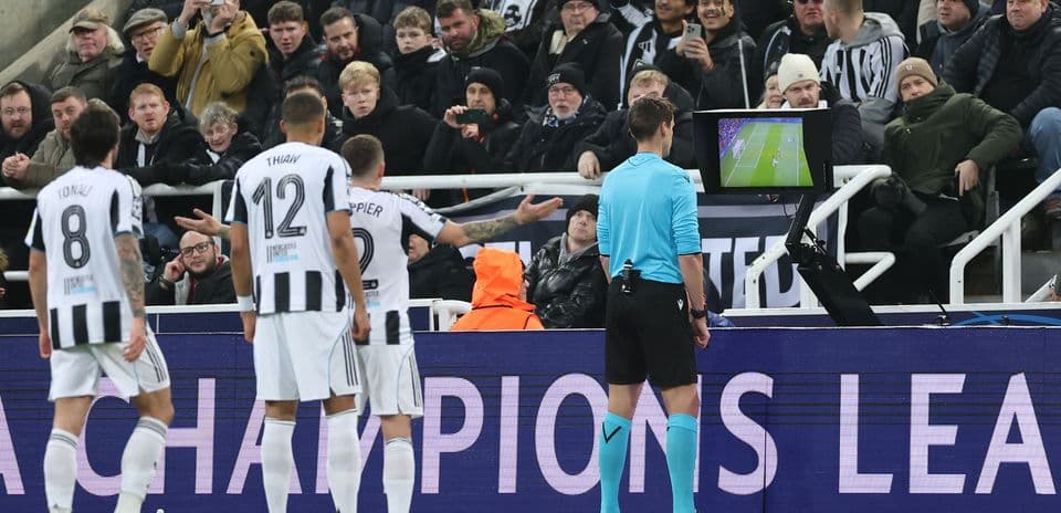 UEFA dévoile Clearline, une plateforme pour clarifier les décisions VAR aux supporters