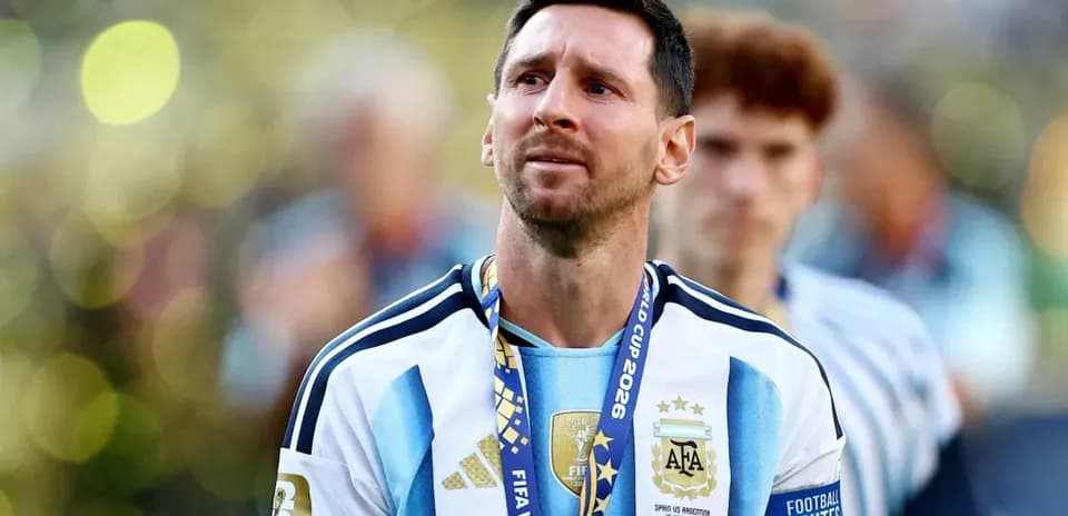 Pourquoi plus de 80 000 fans argentins demandent à la FIFA de rejouer la finale de la Coupe du Monde contre l’Espagne