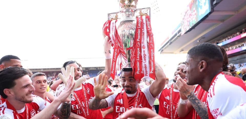 Napoli vise un coup spectaculaire en Premier League avec Gabriel Jesus, Joshua Zirkzee et Nicolas Jackson