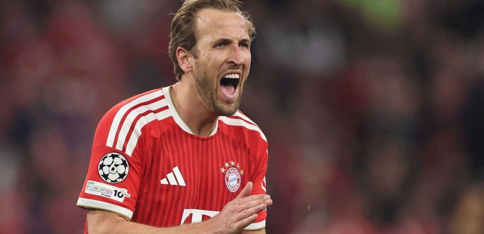 Harry Kane reçoit son deuxième Soulier d'Or européen après une saison record avec le Bayern Munich