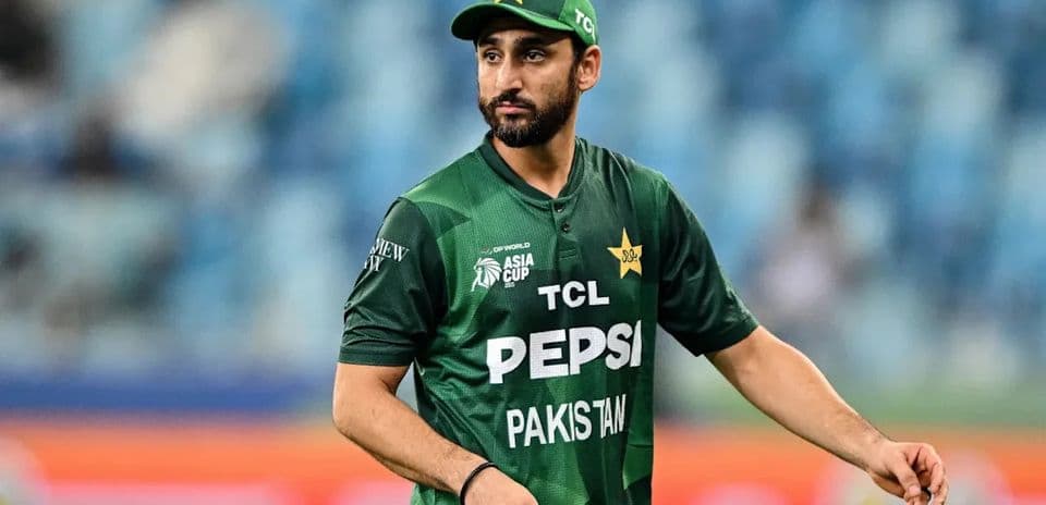 Le Pakistan choisit Sahibzada Farhan pour succéder à Salman Ali Agha comme capitaine T20I
