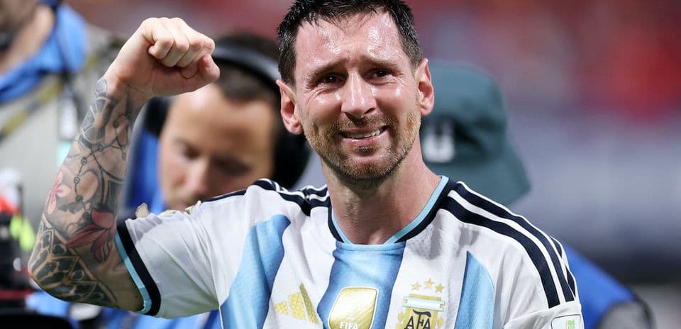 L’Argentine Triomphe Contre l’Angleterre et Se Qualifie pour la Finale de la Coupe du Monde 2026