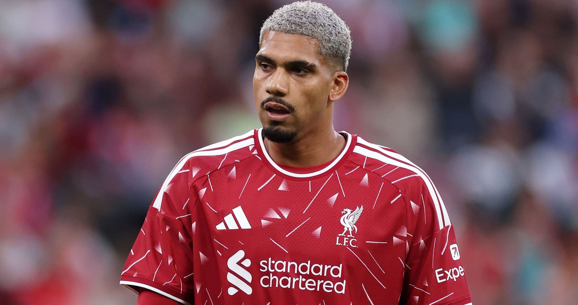 Ronald Araujo surpris par l’intensité du rythme en Premier League après son prêt à Liverpool