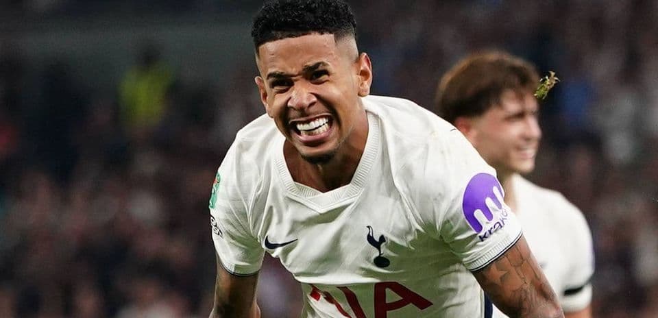 Roberto De Zerbi fixe un objectif à deux chiffres pour Savio après ses débuts de rêve à Tottenham