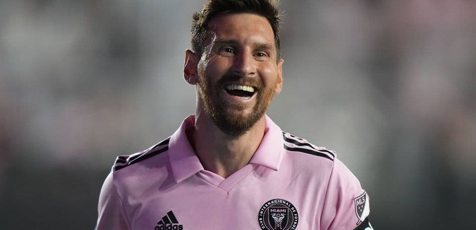 Lionel Messi prêt à prendre le contrôle du club espagnol CD Eldense, étendant son empire sportif