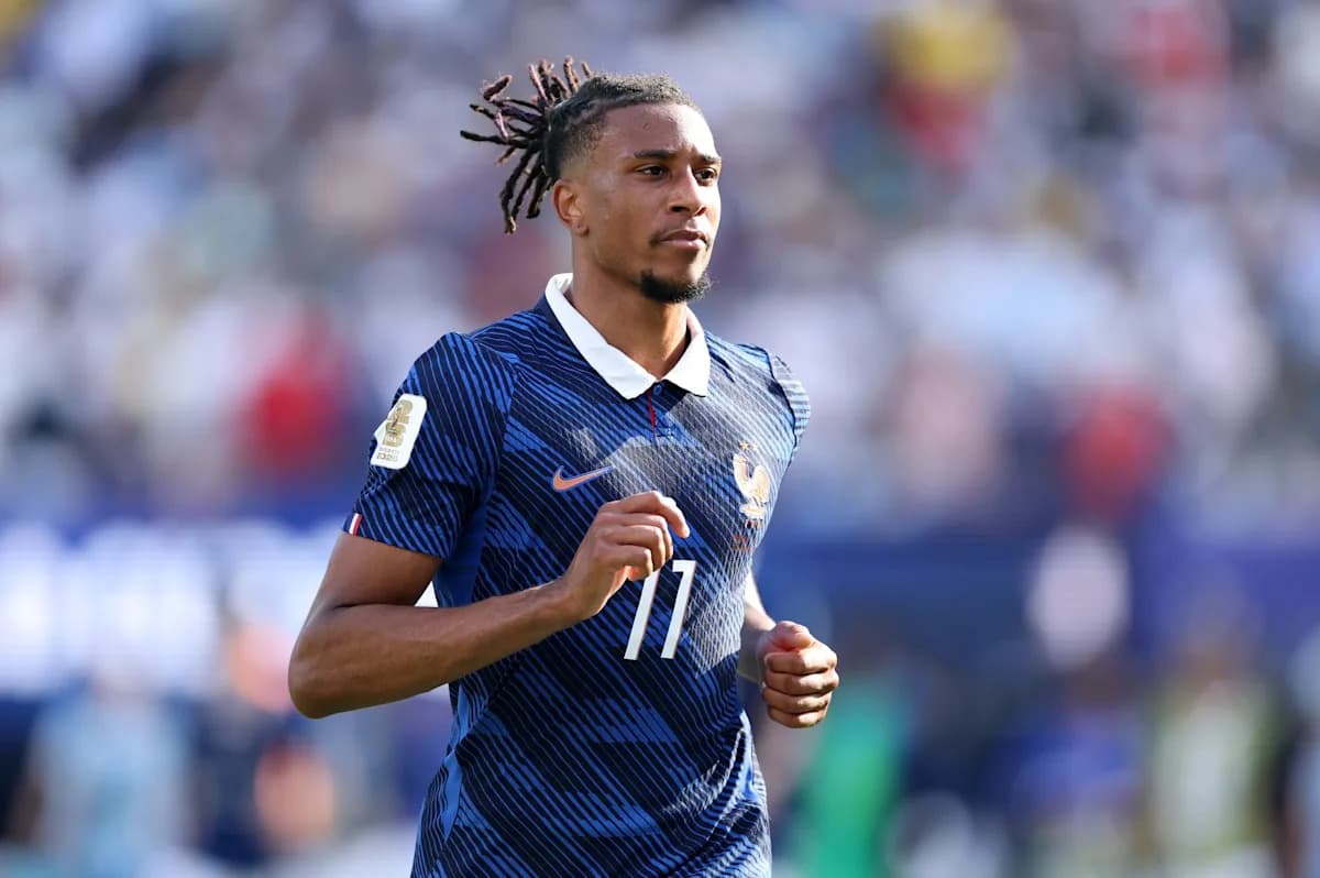 Michael Olise pourrait envisager un nouveau défi après la Coupe du Monde, Real Madrid reste attentif