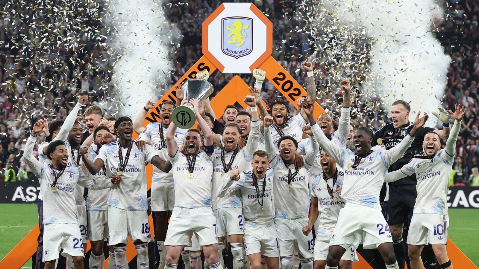 Revenus des 12 clubs britanniques en Europe lors de la saison 2025/26
