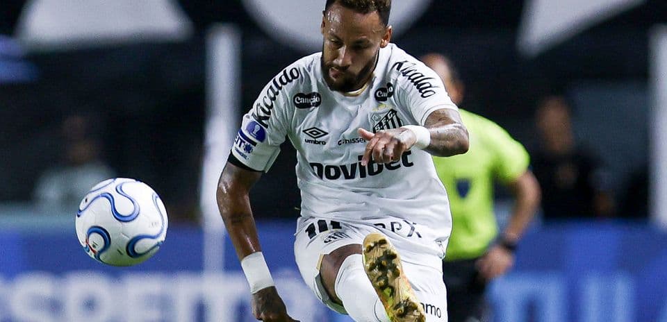 Neymar prêt à jouer pour Santos face à Remo en Copa do Brasil malgré ses engagements caritatifs
