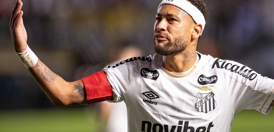 Santos signe un contrat majeur avec Adidas pour remplacer Umbro dès la saison 2028