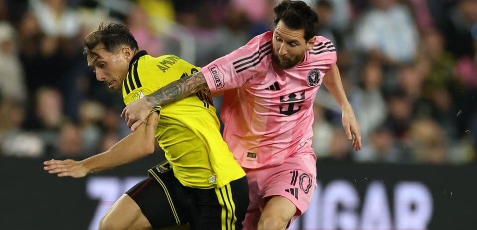 Inter Miami s'incline face à Columbus Crew malgré la magie de Messi et le carton rouge coûteux de Morales