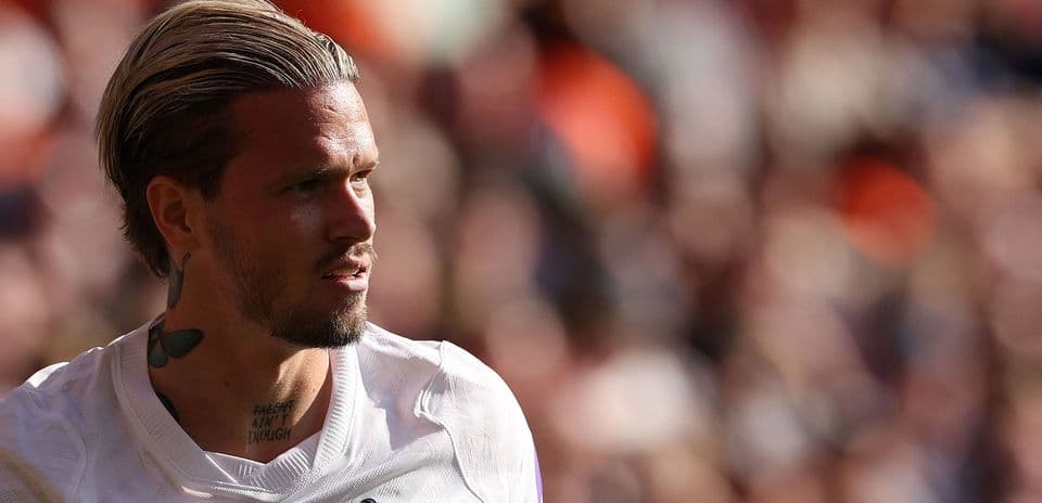 Mykhailo Mudryk célèbre ses débuts tant attendus à Tottenham tandis que Roberto De Zerbi souligne la nécessité d'améliorer sa forme physique