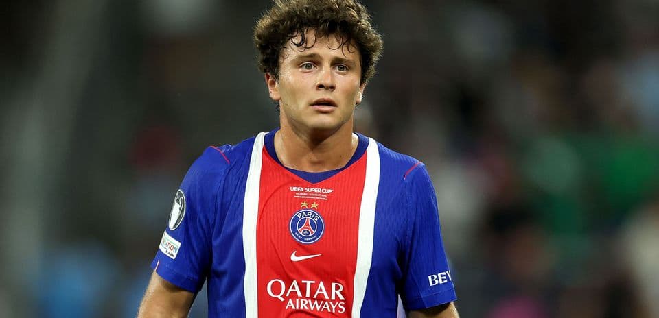 Joao Neves arrive à l'entraînement du PSG dans un utilitaire : une histoire de générosité dévoilée