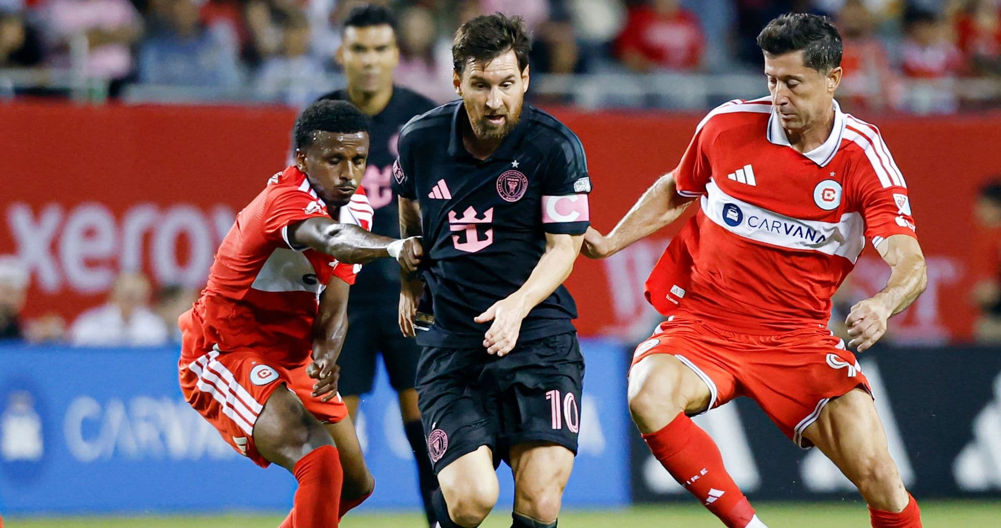 Messi et Lewandowski se répondent dans un match mémorable entre Inter Miami et Chicago Fire