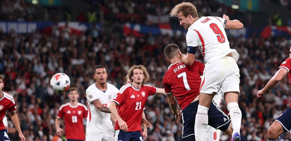 Harry Kane savoure son doublé historique à Wembley lors de la victoire de l'Angleterre Harry Kane savoure son doublé historique à Wembley lors de la victoire de l'Angleterre