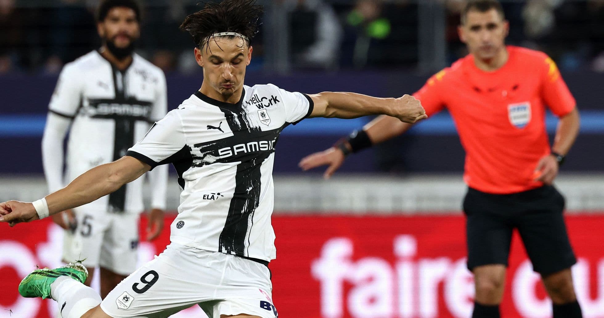 Un record de 34 ans battu en Ligue 1 : Quatre penalties lors d’un match à sept buts, Paris FC surprend Rennes