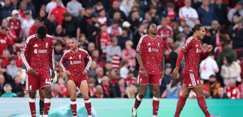 Évaluations des joueurs de Liverpool face à Man City : Wirtz déçoit, Frimpong humilié, Gravenberch provoque la défaite 3-0