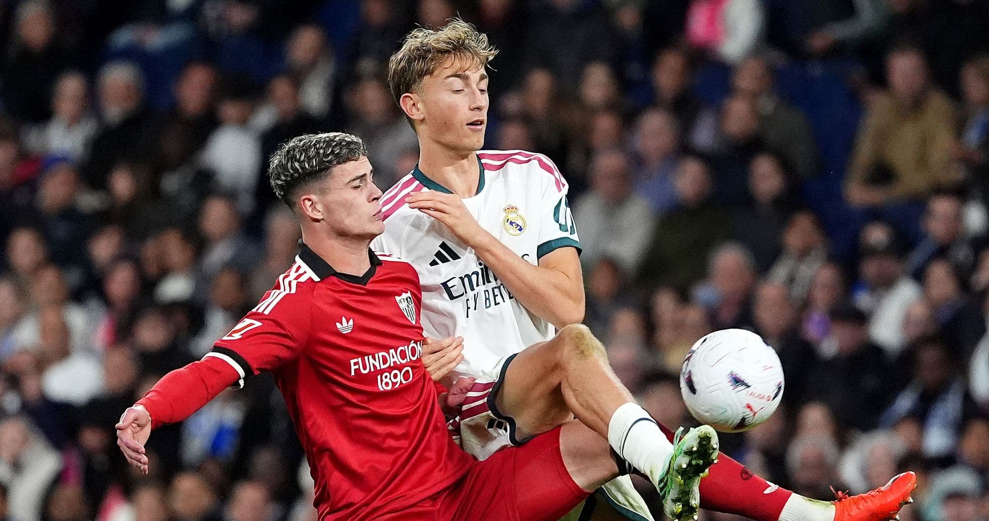 Dean Huijsen analyse la solidité défensive du Real Madrid après la victoire face à Séville