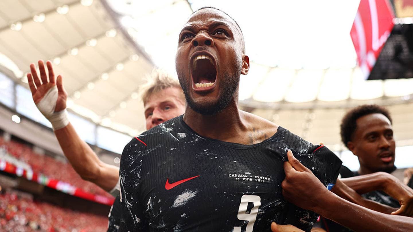 Canada Écrase le Qatar avec une Attaque Impressionnante et Remporte une Victoire Historique