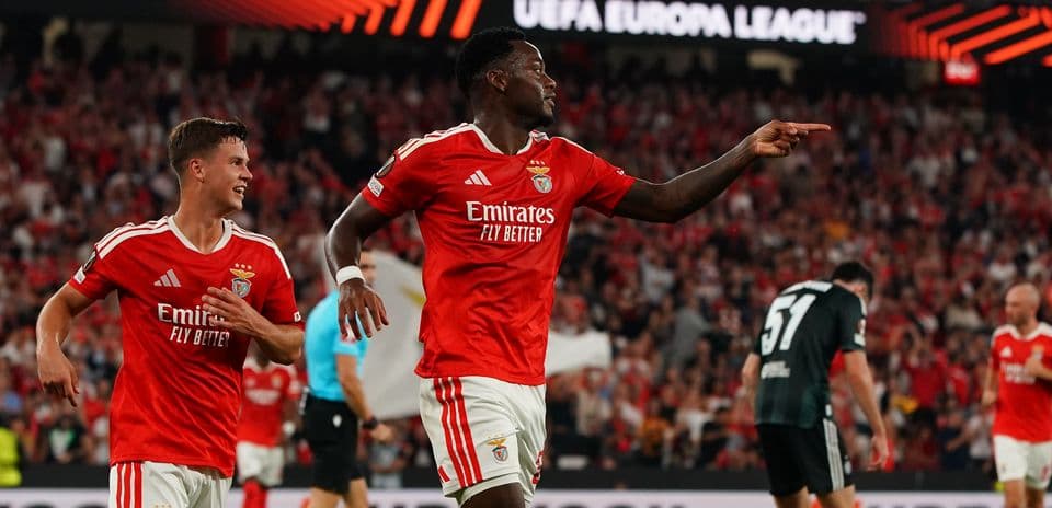 Jhon Duran brille lors de la victoire nette du Benfica contre le Celtic en Europa League