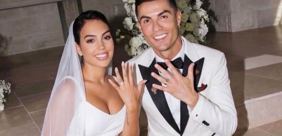 Ronaldo et Georgina signent un contrat de mariage avant une cérémonie intime dans leur somptueuse villa de 55 milliards ₦